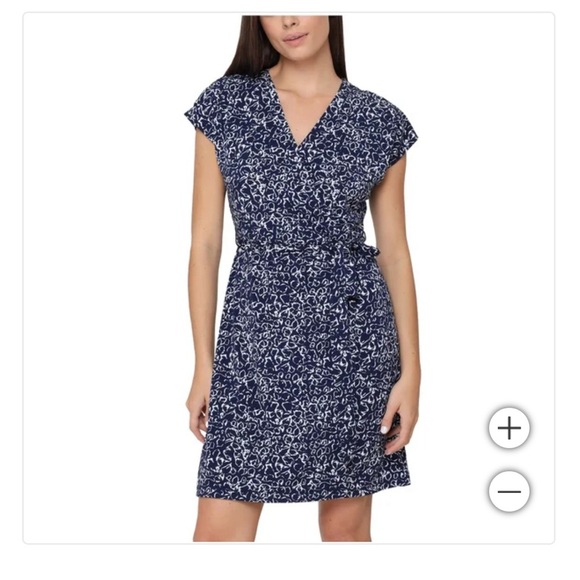 Nicole Miller Dresses & Skirts - Nicole Miller Navy and White Patterned Dress